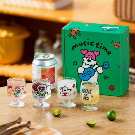 Party Puppy Glass Sake Cup Set detail - MoriMori Home