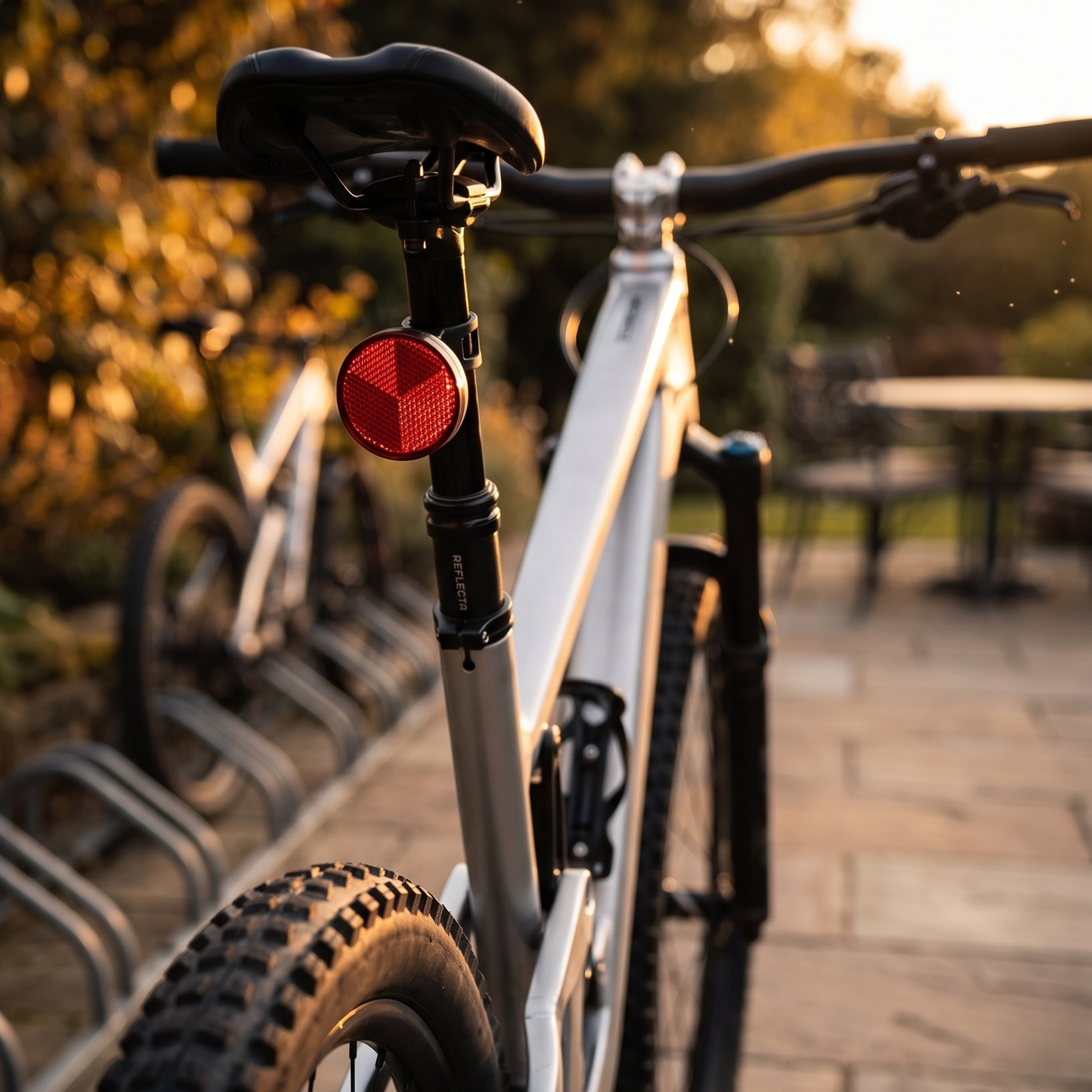 Traceloft Reflector — The Bike Tracker No One Sees