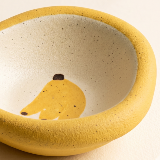 Banana Triangle Ceramic Bowl detail - MoriMori Home