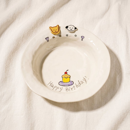 Button Dog & Cat Embossed Ceramic Noodle Plate · 8.5“
