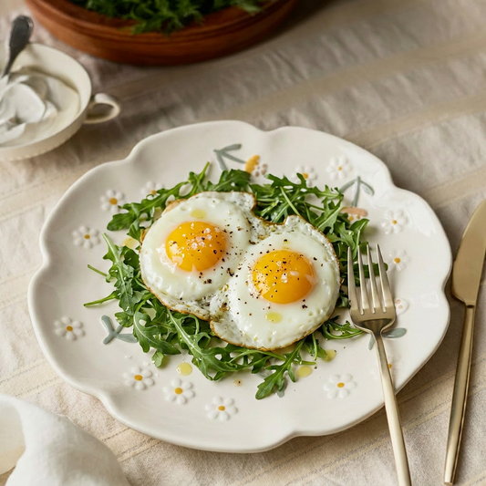 Daisy Shallow Plate · 8.5"