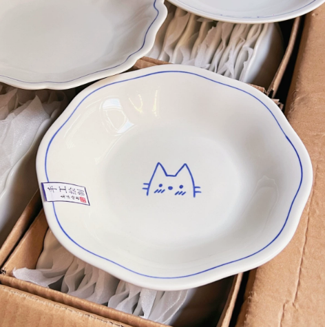Blue Line Kitten Plate styled - MoriMori Home