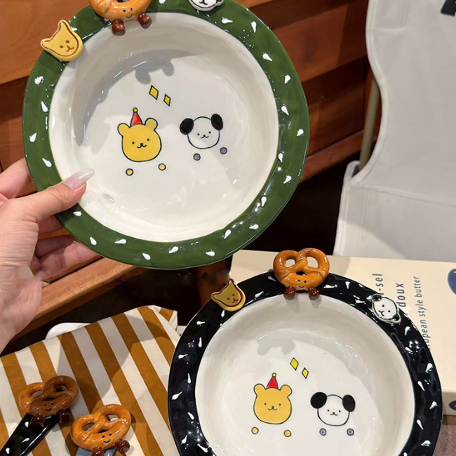 Button-Shaped Pet Lover Plate · 8.5”