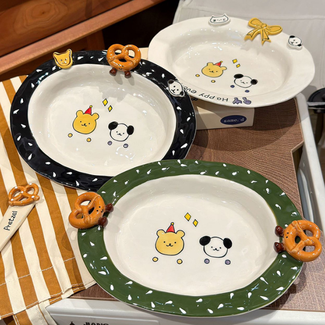 Button-Shaped Pet Lover Oval Discs · 9.5"