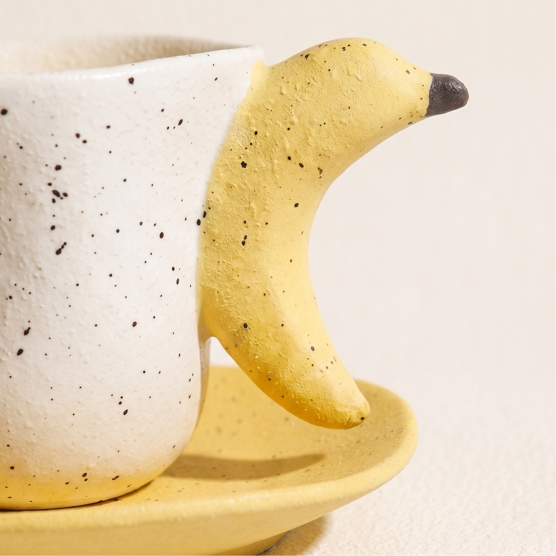 Banana Handle Cup and Saucer detail - MoriMori Home
