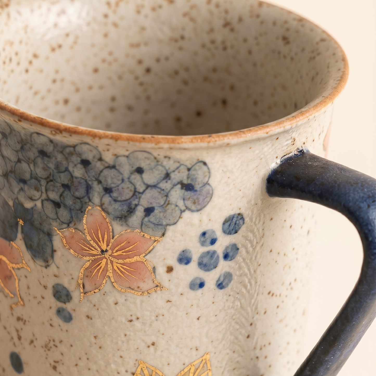 Blue White Hydrangea Coffee Mug detail - MoriMori Home