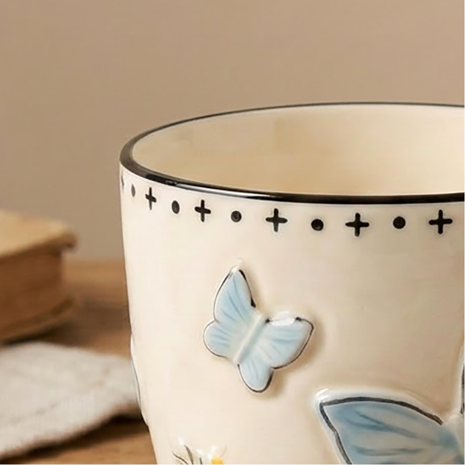 Butterfly Bow Mug · Gift Box