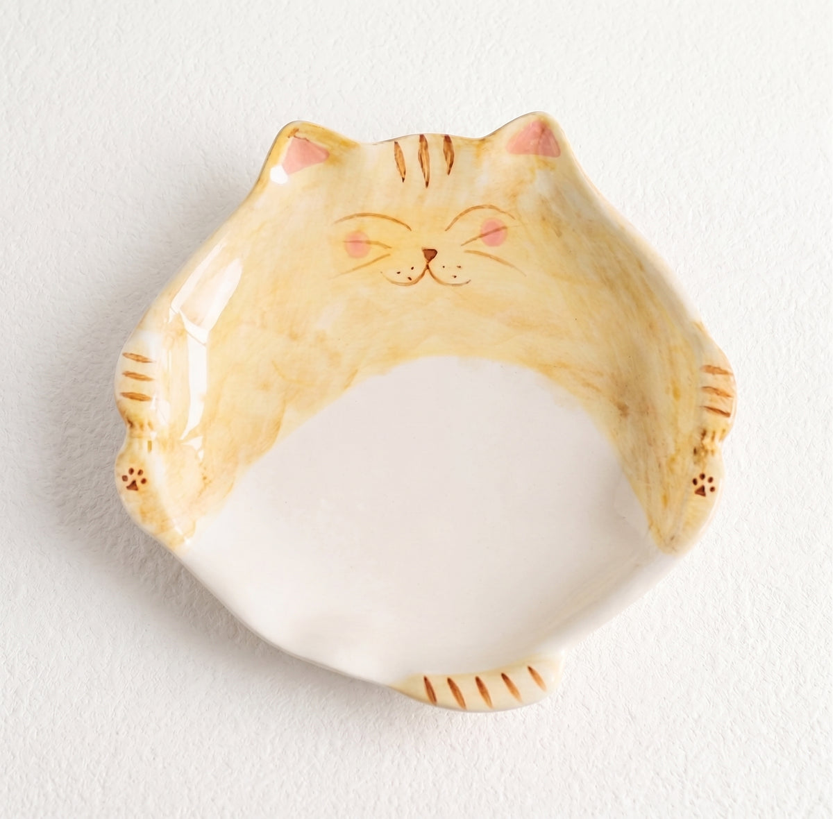 Japanese Style Ceramic Underglaze Kitten Plate · 8.6"