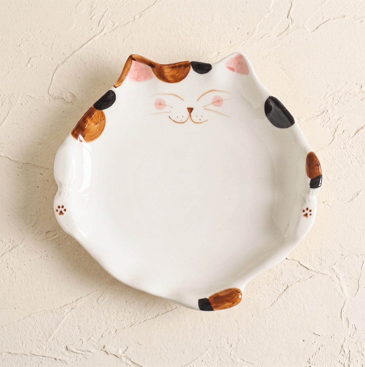 Japanese Style Ceramic Underglaze Kitten Plate · 8.6"