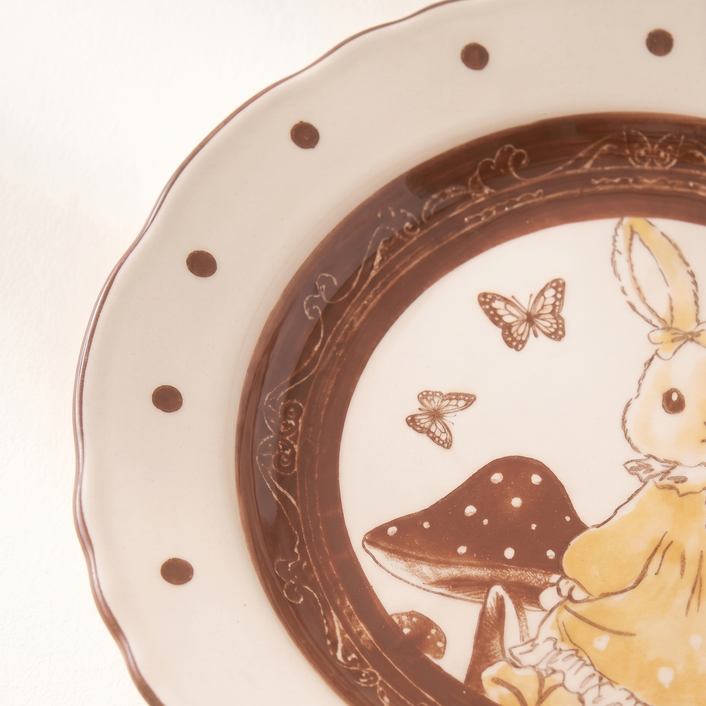 Hana Rabbit Ruffled Ceramic Plate 8 inch styled - MoriMori Home
