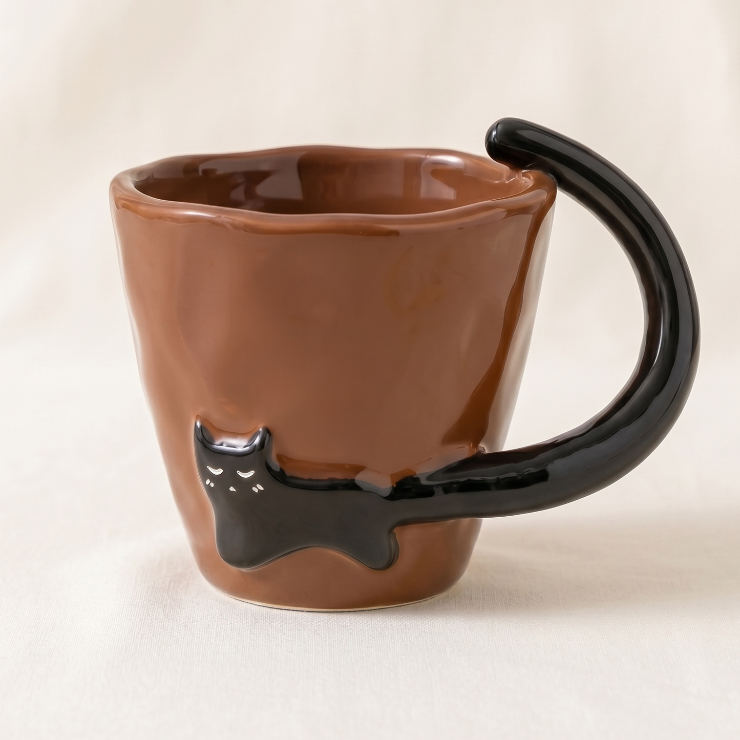 Noir Cat Embossed Ceramic Mug Cream variant - MoriMori Home