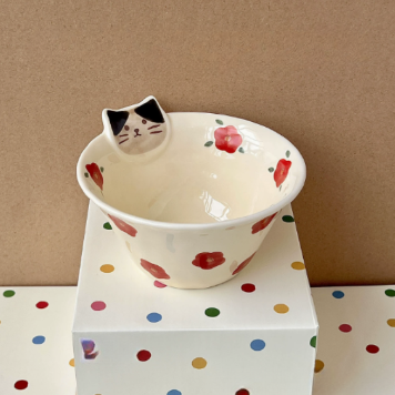 Cat Style Hand-Shaped Irregular Ceramic Bowl · 5”