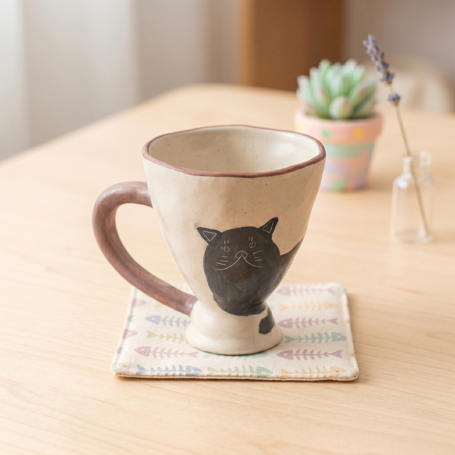 Shadow Cat Hand-Kneaded Pedestal Mug · 5 oz