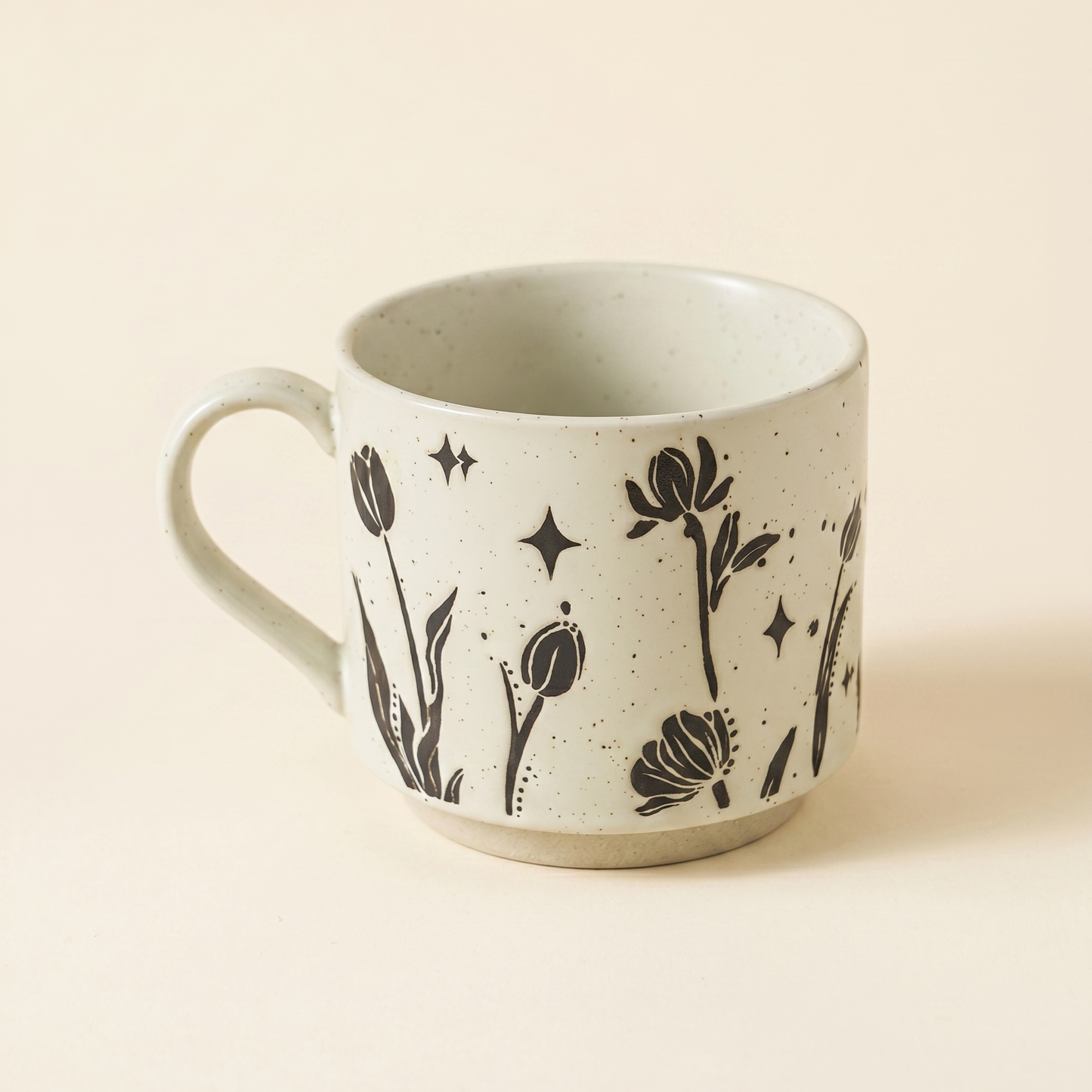 Vintage Style Ceramic Mug · 11.8 oz