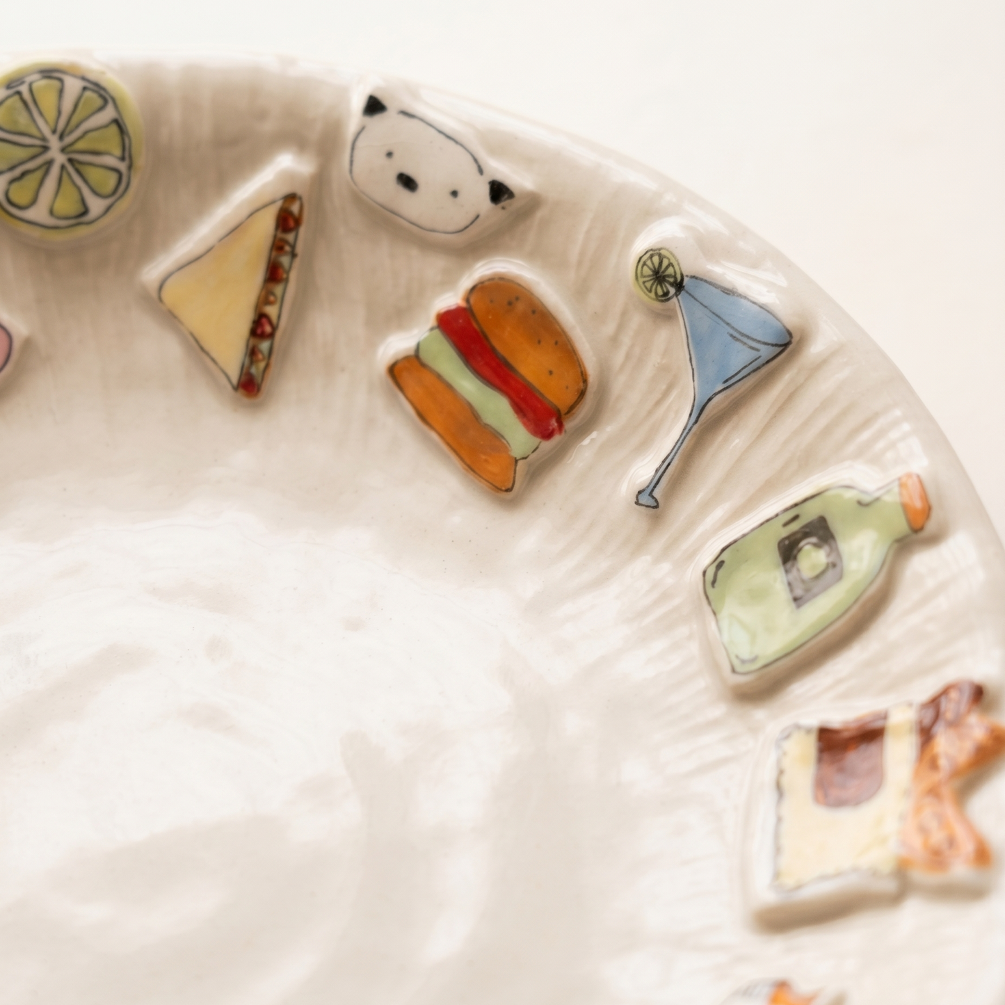Summer Party Round Ceramic Plate top view - MoriMori Home